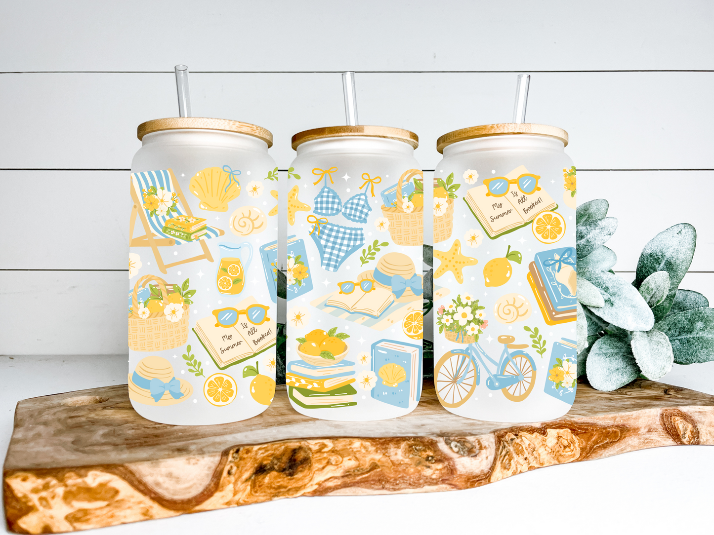 Beach & Books Glass Cup