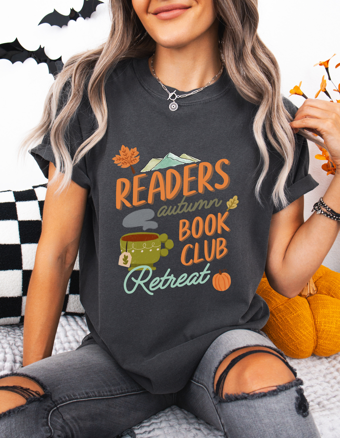 Readers Autumn Book Club Retreat T-Shirt