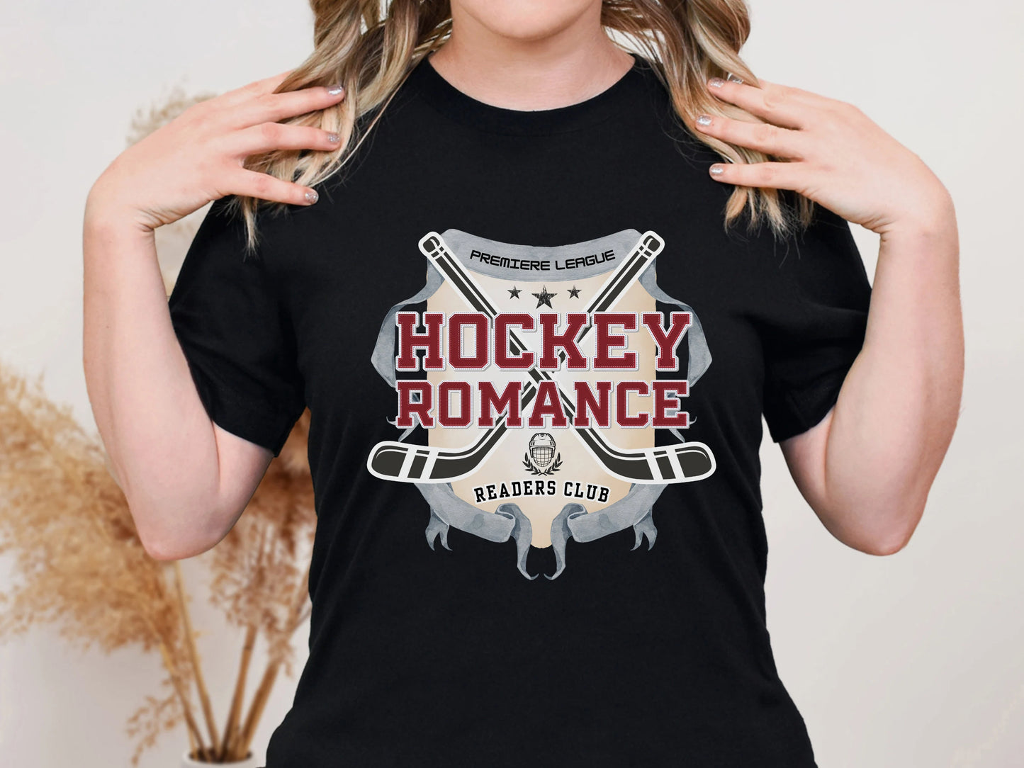 Hockey Romance Readers Club T-shirt - Book Lover T-Shirt - Literary Lovelies UK
