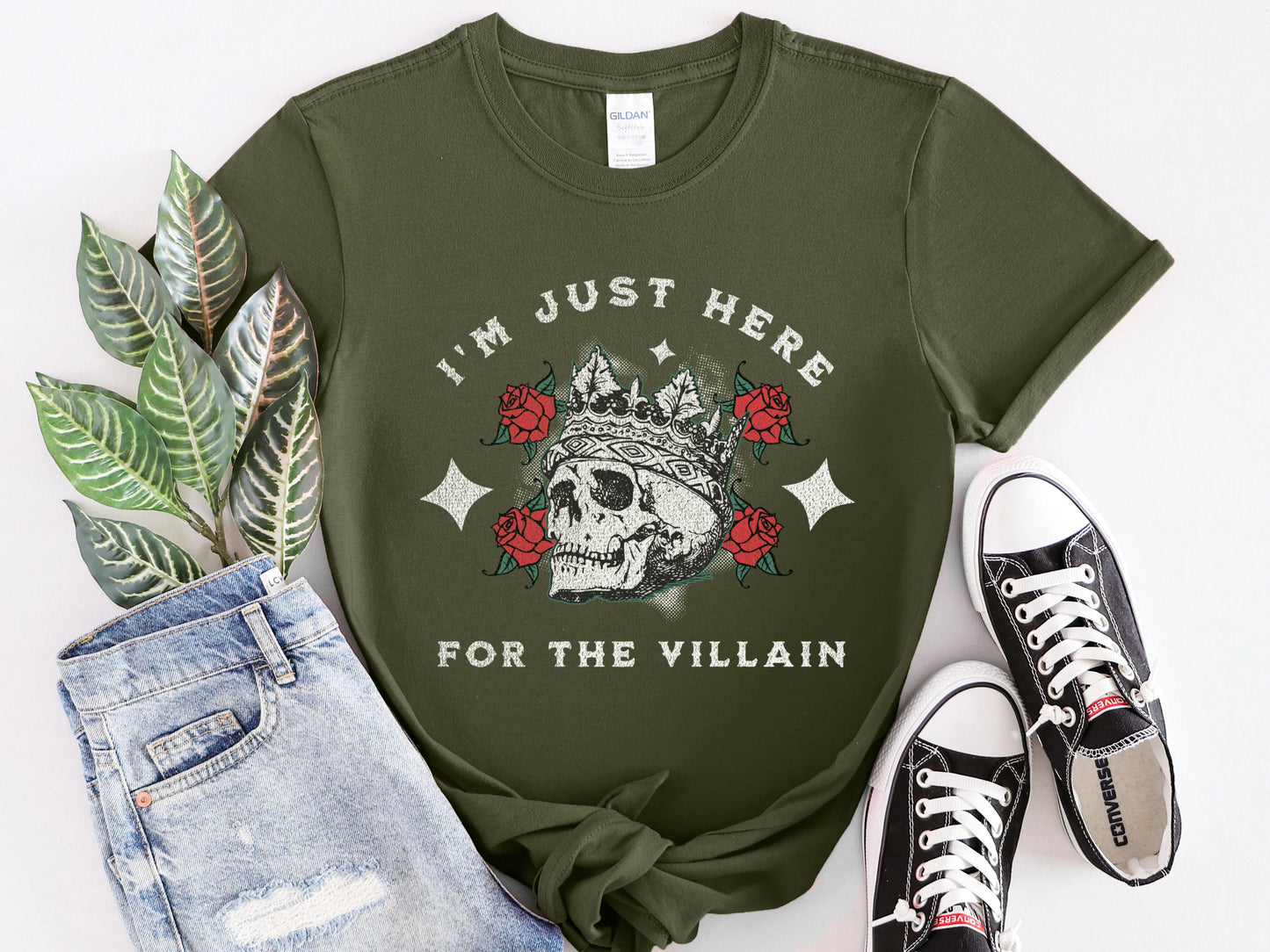 Here For the Villain T-shirt - Book Lover T-Shirt - Literary Lovelies UK